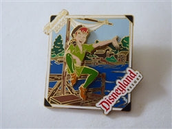 Disney Trading Pin 38761    DLR - Memories 2005 Collection (Peter Pan at Tom Sawyer Island)