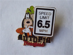 Disney Trading Pin 4319 Disneyland 2001 Goofy 6.5 MPH Autopia Pin