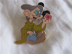 Disney Trading Pin 8342: Snow White and the Seven Dwarfs (Dopey With Jewel Eyes)
