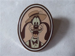 Disney Trading Pin 98178 WDW - Mickey's Merry Christmas Pin Pursuit - Goofy Portrait