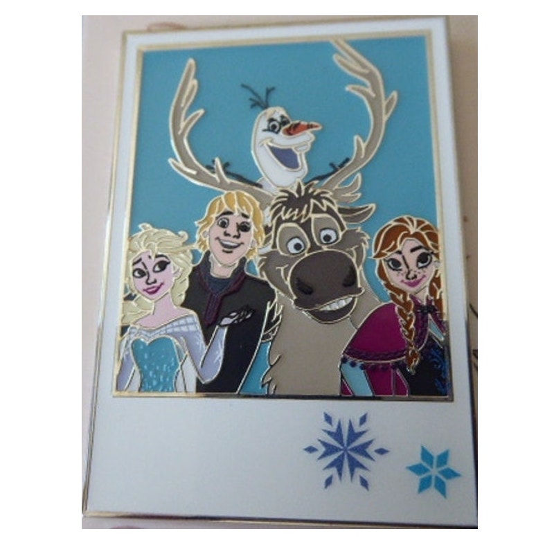 DLP - Olaf and Friends - Polaroid Pictures Series