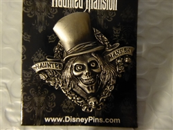 Hatbox Ghost (1030) – FiGPiN