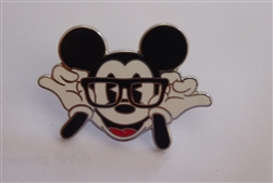 Disney Trading Pin 127345 Nerd Mickey Wearing Glasses